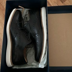 New in box, Cole Haan size 9, men’s original grand